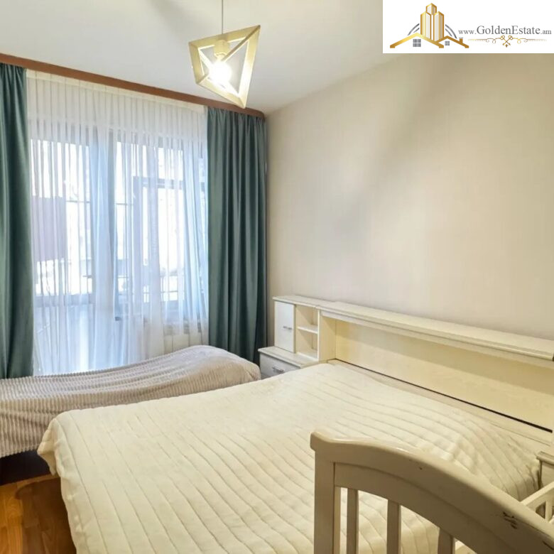 5 սենյականոց բնակարան Ռուբինյանց փողոցում Քանաքեռ-Զեյթունում, 140 քմ, 1/5 հարկ, 2 սանհանգույց