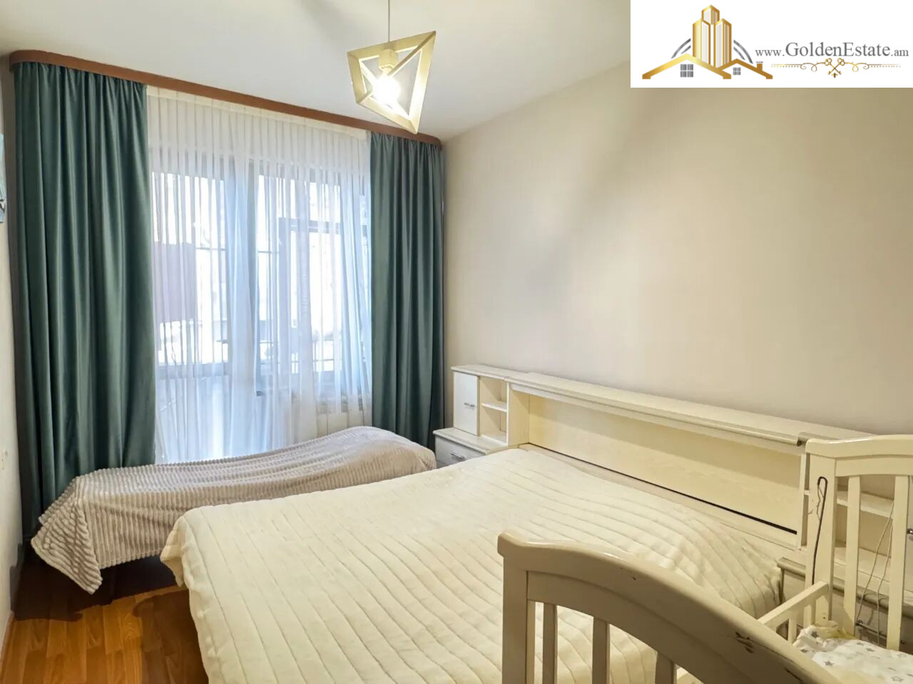 5 սենյականոց բնակարան Ռուբինյանց փողոցում Քանաքեռ-Զեյթունում, 140 քմ, 1/5 հարկ, 2 սանհանգույց