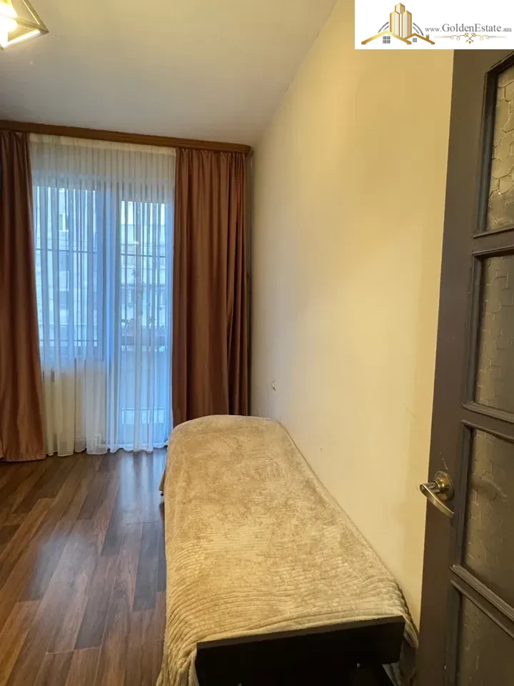 5 սենյականոց բնակարան Ռուբինյանց փողոցում Քանաքեռ-Զեյթունում, 140 քմ, 1/5 հարկ, 2 սանհանգույց