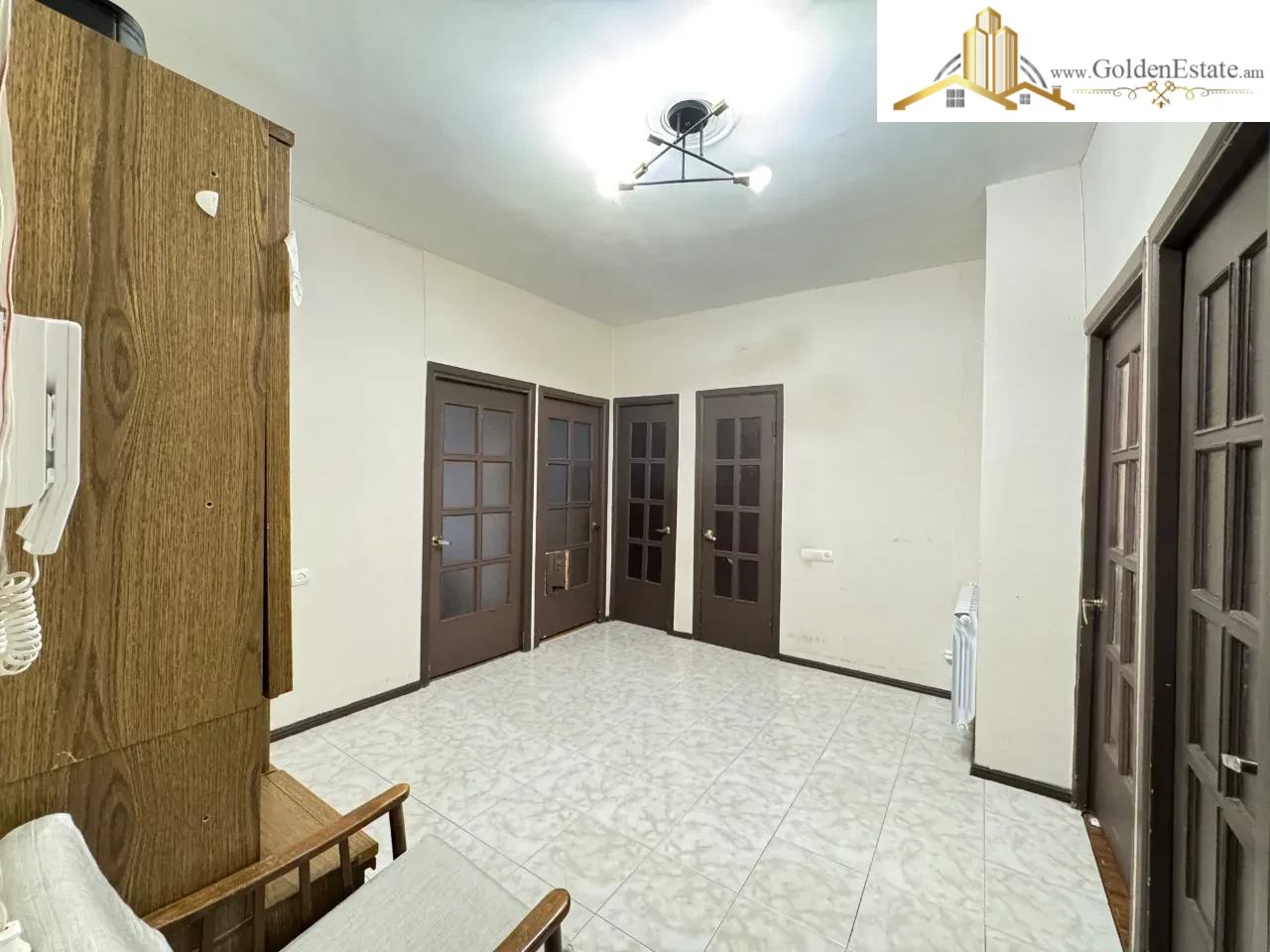 5 սենյականոց բնակարան Ռուբինյանց փողոցում Քանաքեռ-Զեյթունում, 140 քմ, 1/5 հարկ, 2 սանհանգույց