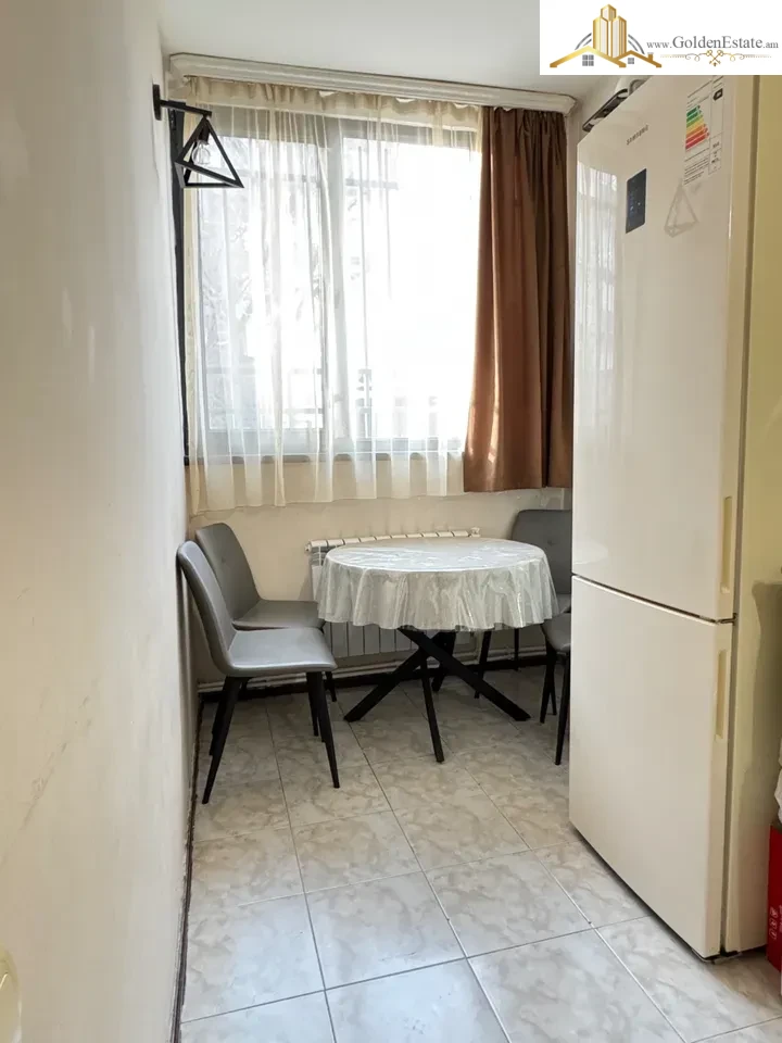 5 սենյականոց բնակարան Ռուբինյանց փողոցում Քանաքեռ-Զեյթունում, 140 քմ, 1/5 հարկ, 2 սանհանգույց