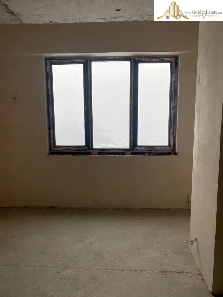 4 սենյականոց բնակարան նորակառույց շենքում Միհայ Էմինեսկու 2-րդ փողոցում Քանաքեռ-Զեյթունում, 97 քմ