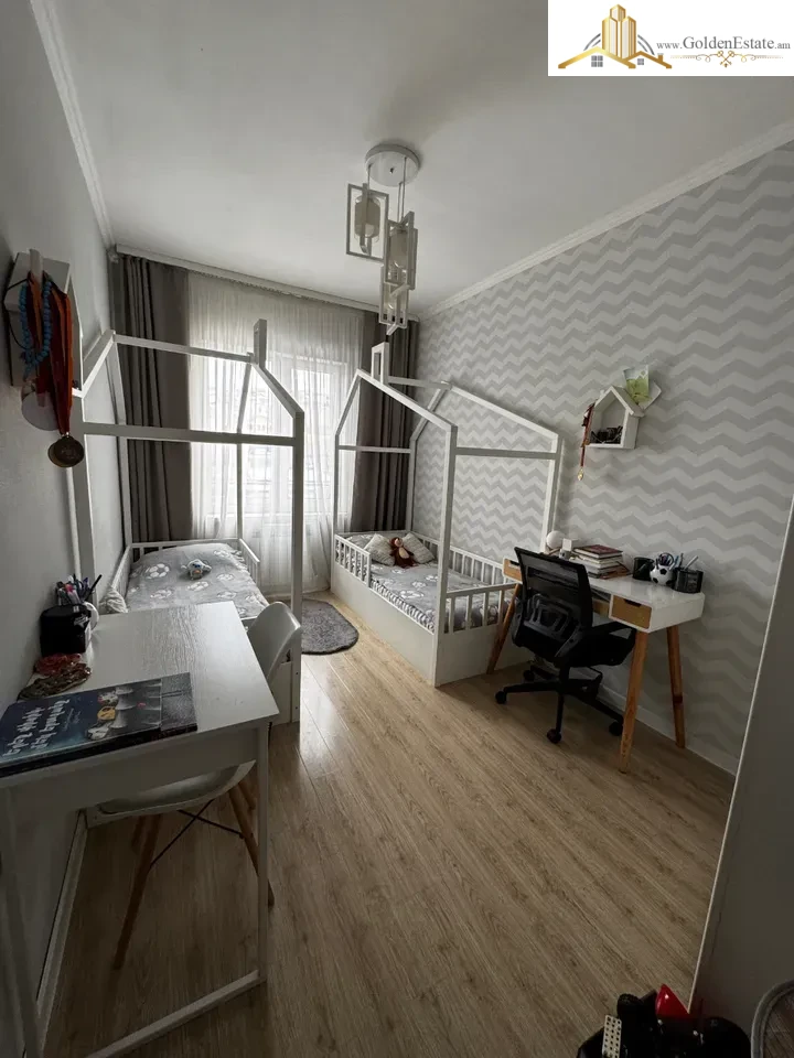 3 սենյականոց բնակարան Դուրյան թաղամասում Ավանում, 74 քմ, 5/9 հարկ