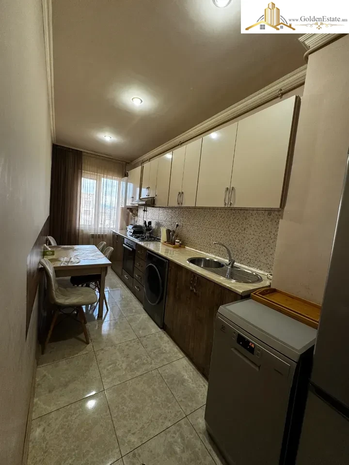 3 սենյականոց բնակարան Դուրյան թաղամասում Ավանում, 74 քմ, 5/9 հարկ