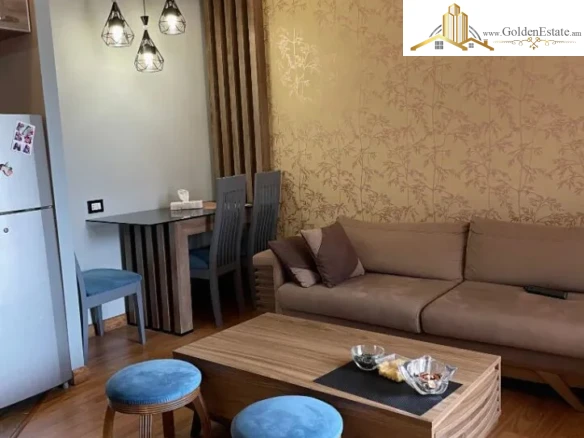 2 սենյականոց բնակարան Կոմիտասի պողոտայում Արաբկիրում, 40 քմ, 2/5 հարկ, բարձր առաստաղներ, քարե շենք