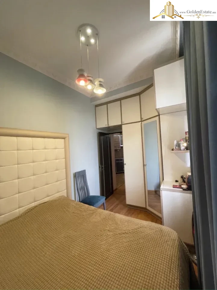 2 սենյականոց բնակարան Կոմիտասի պողոտայում Արաբկիրում, 40 քմ, 2/5 հարկ, բարձր առաստաղներ, քարե շենք