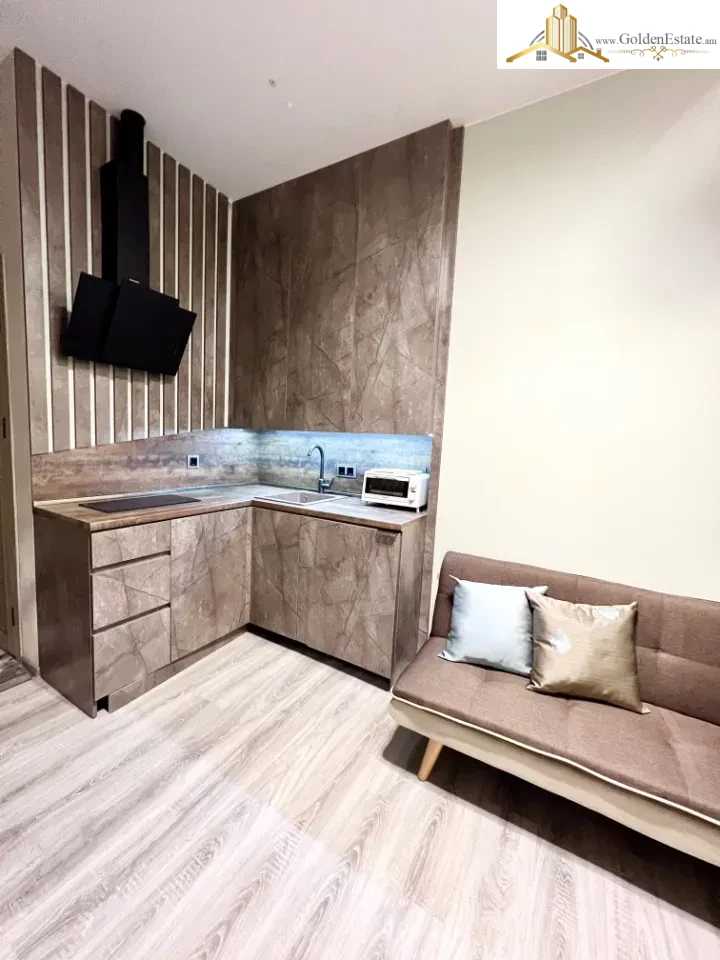 2 սենյականոց բնակարան նորակառույց շենքում Խորենացու փողոցում կենտրոնում, 26 քմ, բարձր առաստաղներ