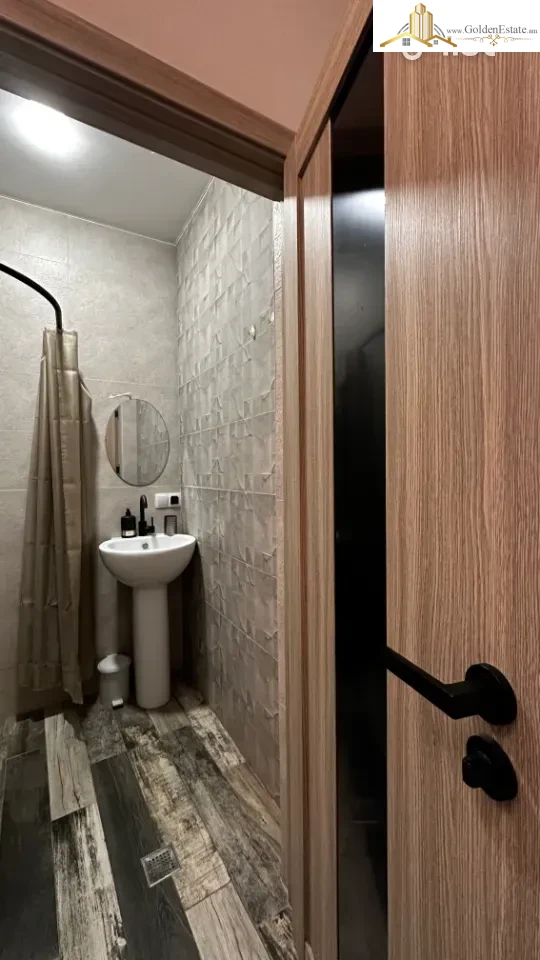 2 սենյականոց բնակարան նորակառույց շենքում Խորենացու փողոցում կենտրոնում, 26 քմ, բարձր առաստաղներ