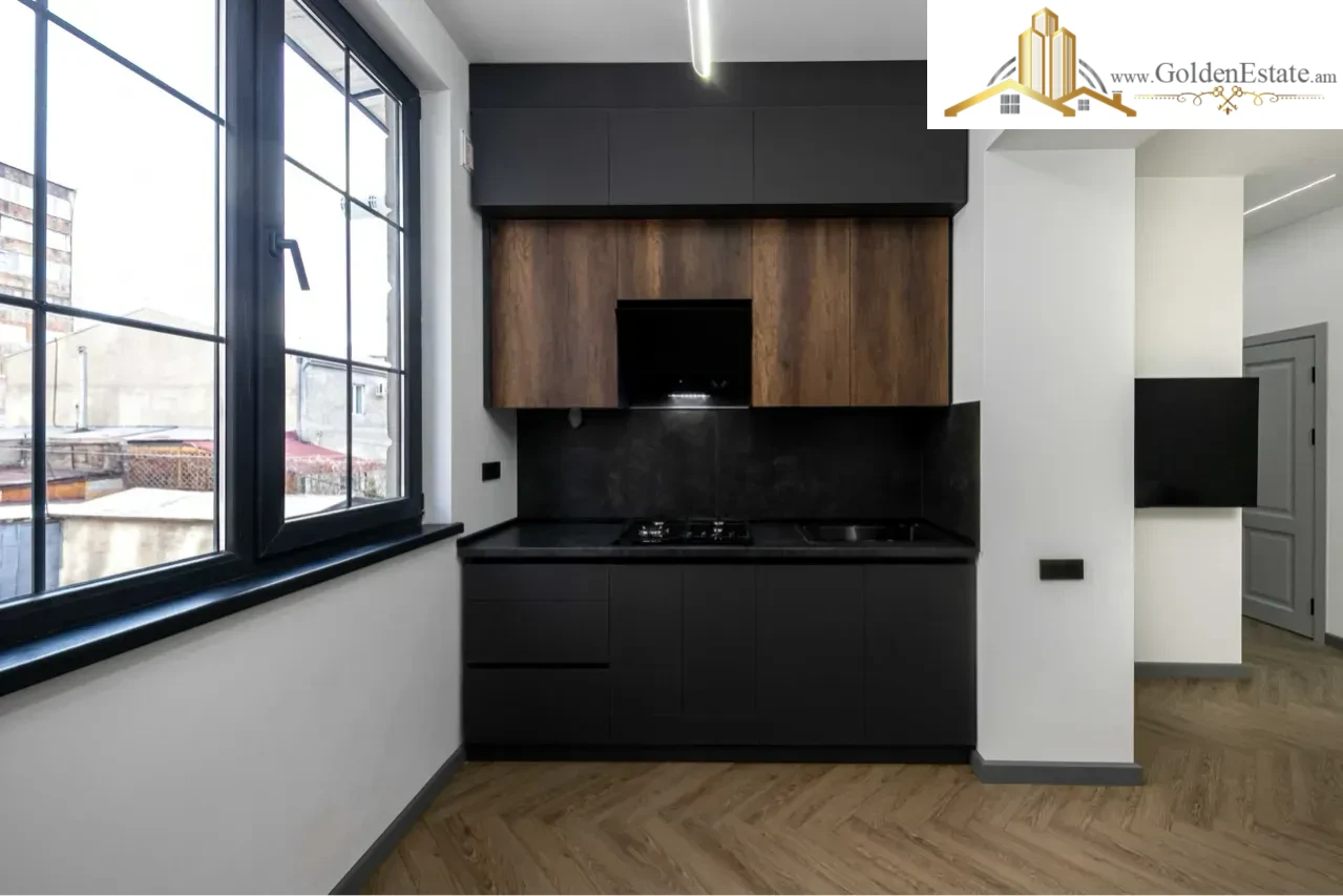 2 սենյականոց բնակարան Կոմիտասի պողոտայում Արաբկիրում, 38 քմ, 2/5 հարկ, բարձր առաստաղներ, քարե շենք