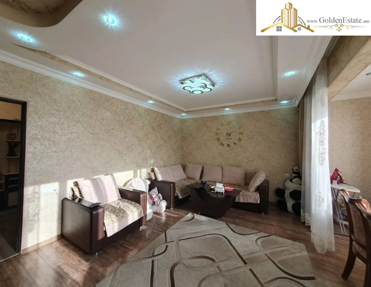 3 սենյականոց բնակարան Նազարբեկյան թաղամասում Աջափնյակում, 74 քմ, 3/9 հարկ