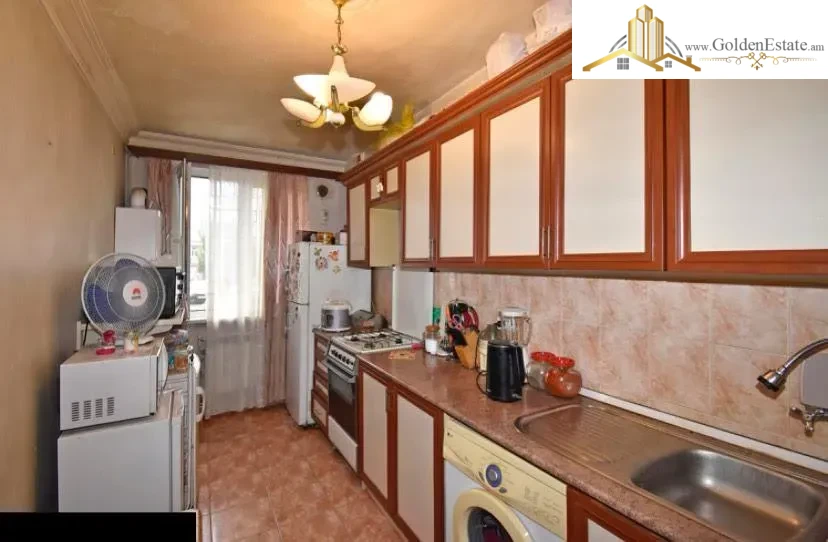 3 սենյականոց բնակարան Նիկոլ Դումանի փողոցում Արաբկիրում, 92 քմ, 1/9 հարկ