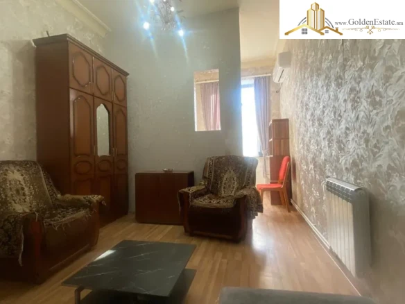 2 սենյականոց բնակարան Կոմիտասի պողոտայում Արաբկիրում, 38 քմ, 2/5 հարկ, բարձր առաստաղներ, քարե շենք