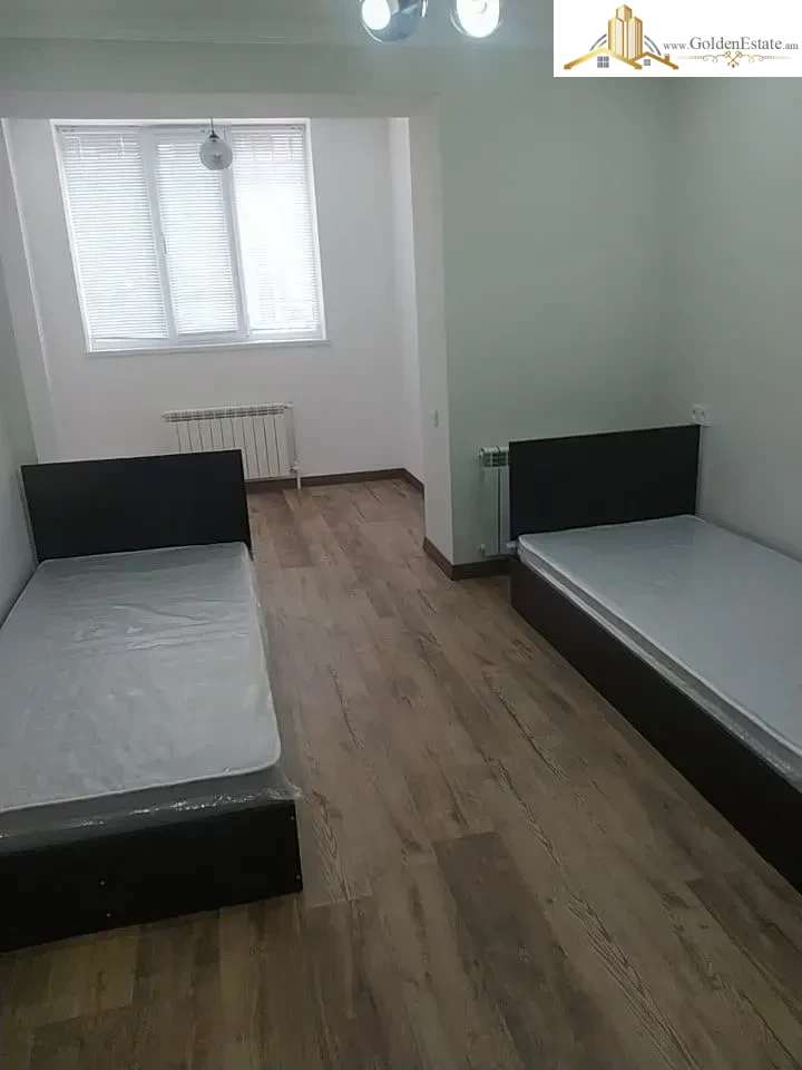 3 սենյականոց բնակարան Վահրամ Փափազյան փողոցում Արաբկիրում, 76 քմ, 1/5 հարկ, քարե շենք