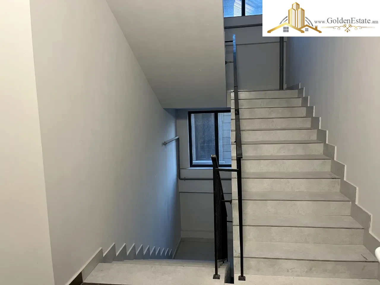 2 սենյականոց բնակարան նորակառույց շենքում Գևորգ Ջահուկյան փողոցում կենտրոնում, 71 քմ, 2/5 հարկ