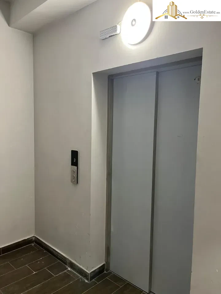 2 սենյականոց բնակարան նորակառույց շենքում Գևորգ Ջահուկյան փողոցում կենտրոնում, 71 քմ, 2/5 հարկ
