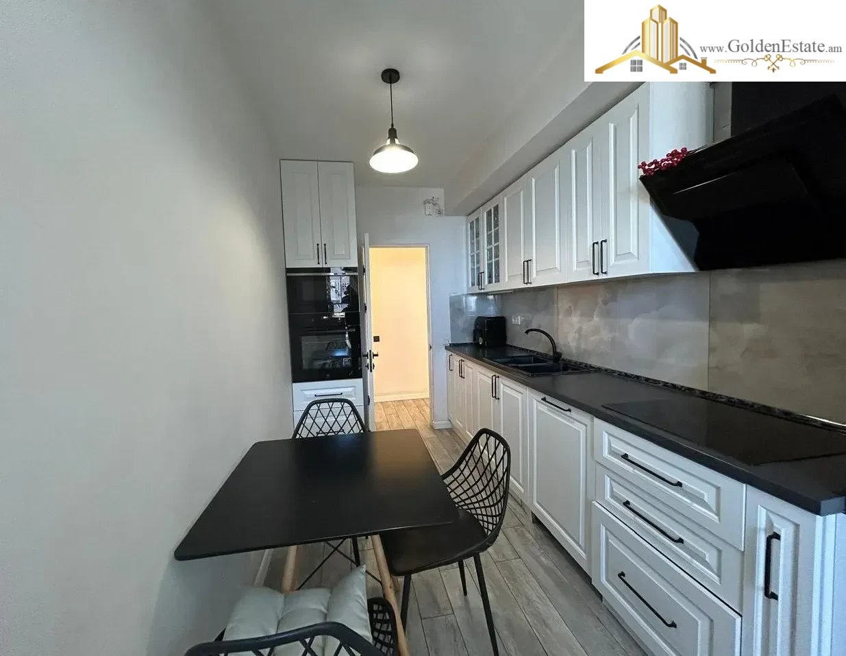 3 սենյականոց բնակարան Ավետ Ավետիսյան փողոցում Արաբկիրում, 93 քմ, 12/16 հարկ