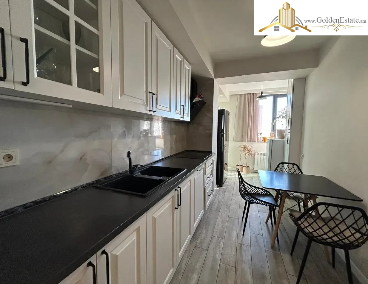 3 սենյականոց բնակարան Ավետ Ավետիսյան փողոցում Արաբկիրում, 93 քմ, 12/16 հարկ