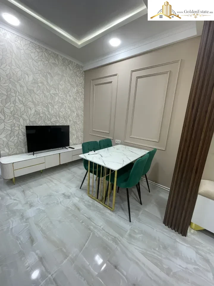 2 սենյականոց բնակարան Աղբյուր Սերոբի փողոցում Արաբկիրում, 45 քմ, 1/3 հարկ, քարե շենք