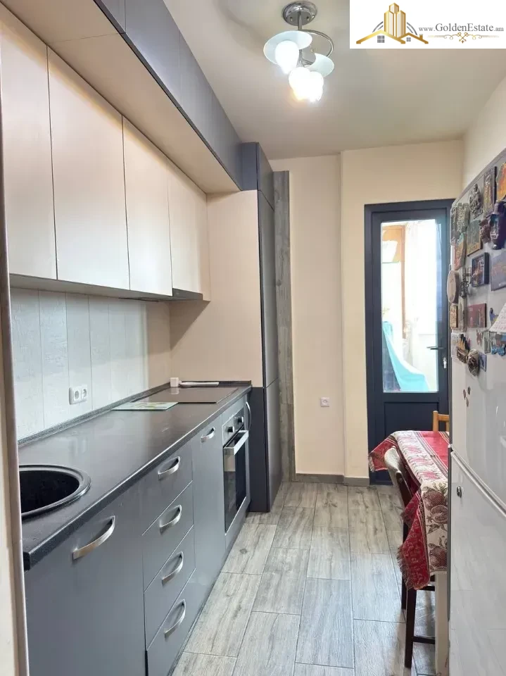 3 սենյականոց բնակարան Նորաշեն թաղամասում Աջափնյակում, 75 քմ, 12/16 հարկ