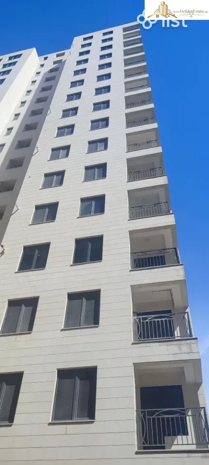 3 սենյականոց բնակարան նորակառույց շենքում, Գրիբոյեդովի փողոց 48 Արաբկիրում, 100 քմ, 8/16 հարկ