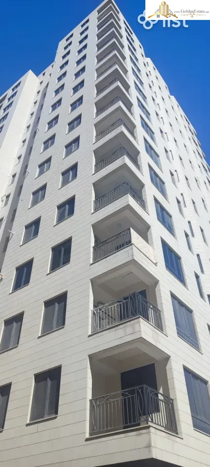 3 սենյականոց բնակարան նորակառույց շենքում, Գրիբոյեդովի փողոց 48 Արաբկիրում, 100 քմ, 8/16 հարկ