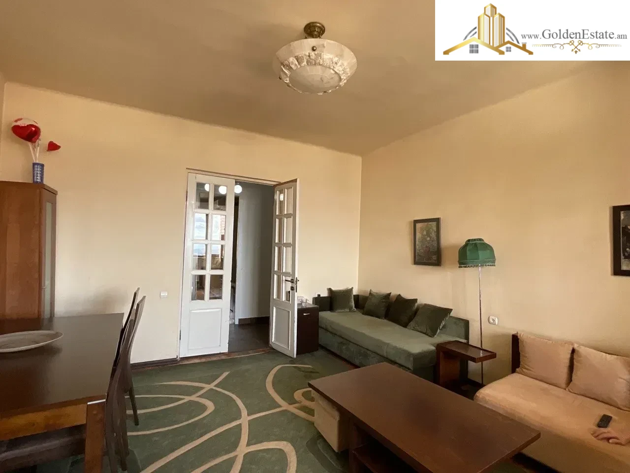 4 սենյականոց բնակարան Կոմիտասի պողոտայում Արաբկիրում, 110 քմ, 2 սանհանգույց, բարձր առաստաղներ