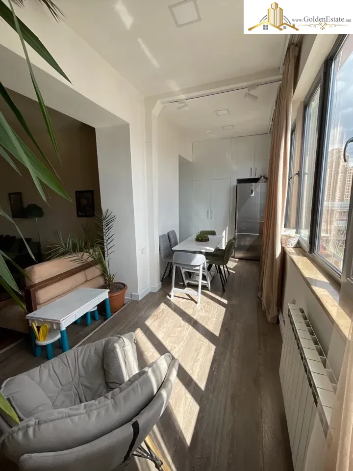 4 սենյականոց բնակարան Կոմիտասի պողոտայում Արաբկիրում, 110 քմ, 2 սանհանգույց, բարձր առաստաղներ