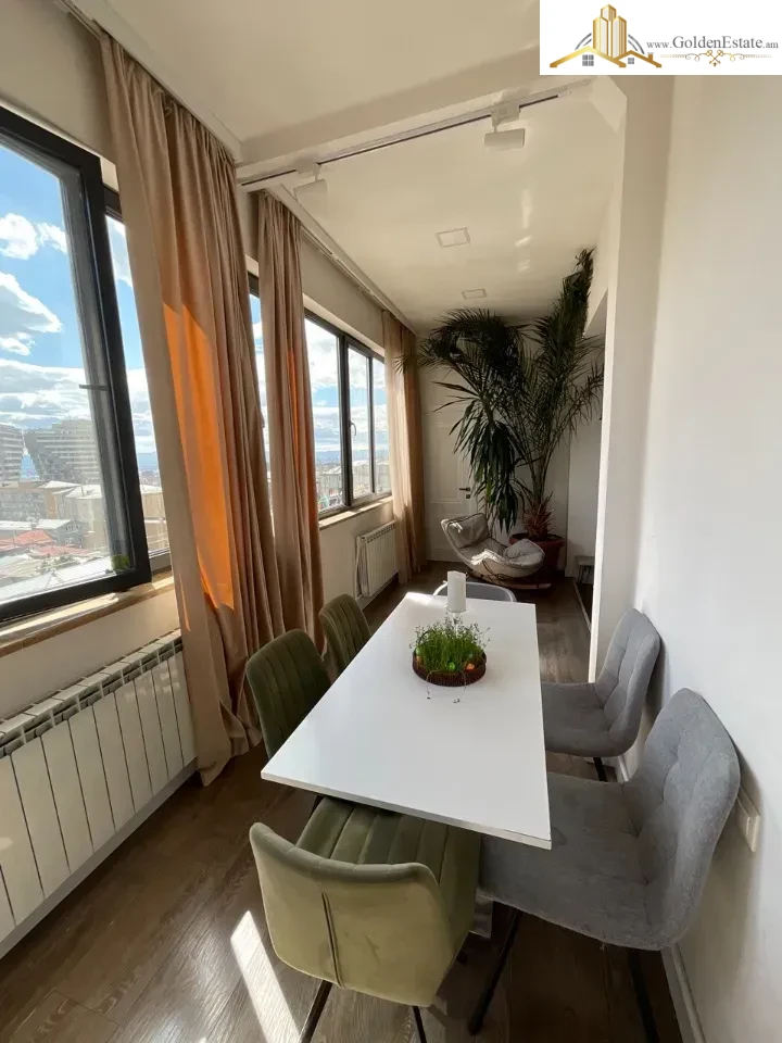 4 սենյականոց բնակարան Կոմիտասի պողոտայում Արաբկիրում, 110 քմ, 2 սանհանգույց, բարձր առաստաղներ