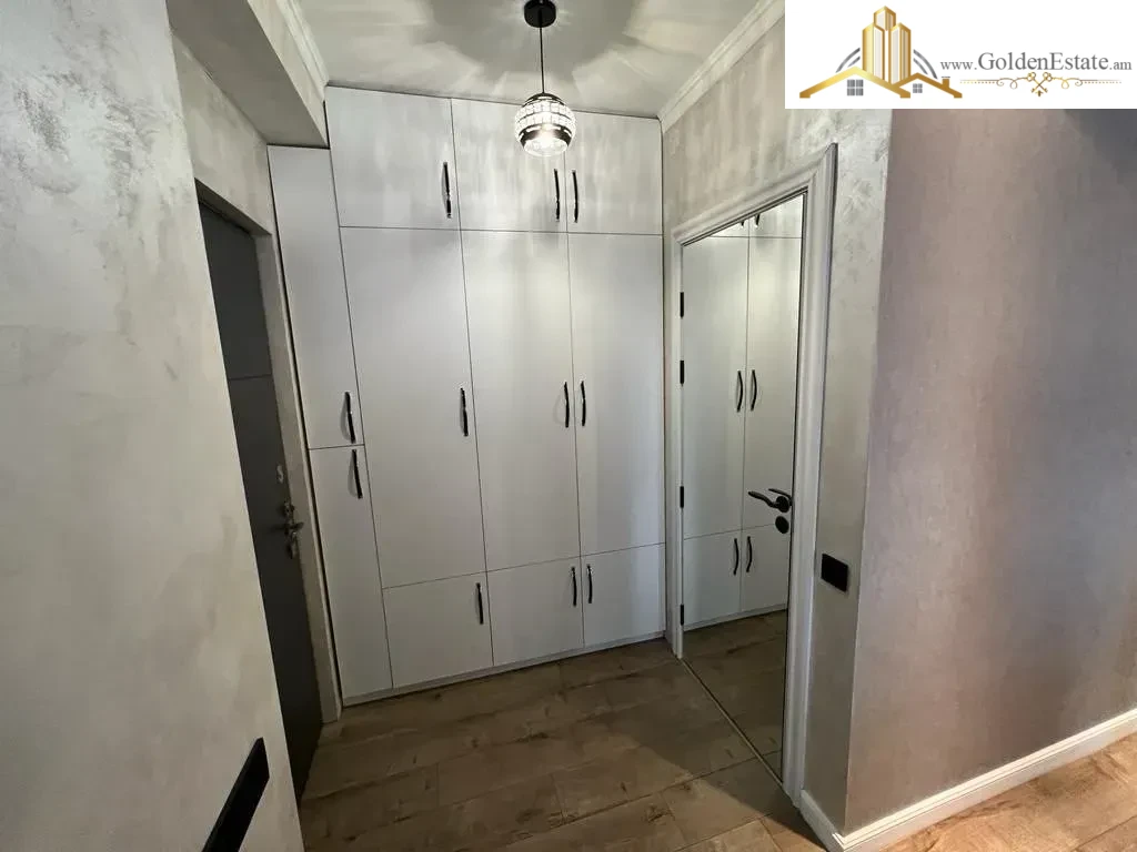 2 սենյականոց բնակարան Բրյուսովի փողոցում կենտրոնում, 47 քմ, 4/9 հարկ