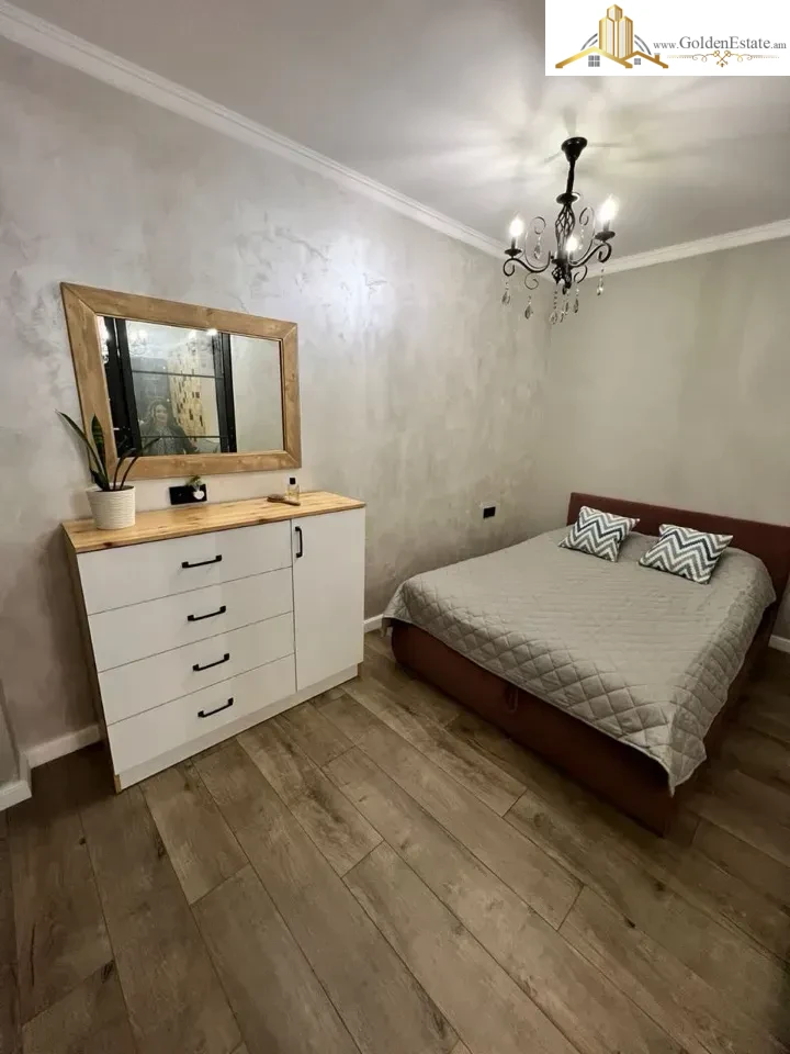 2 սենյականոց բնակարան Բրյուսովի փողոցում կենտրոնում, 47 քմ, 4/9 հարկ