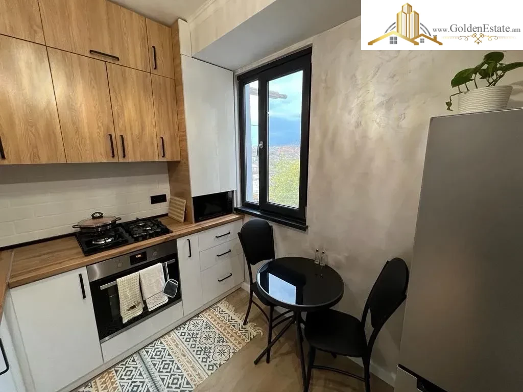 2 սենյականոց բնակարան Բրյուսովի փողոցում կենտրոնում, 47 քմ, 4/9 հարկ