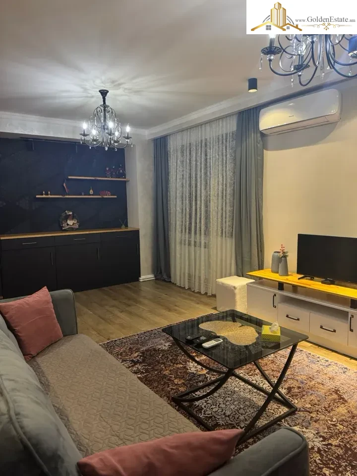 2 սենյականոց բնակարան Բրյուսովի փողոցում կենտրոնում, 47 քմ, 4/9 հարկ