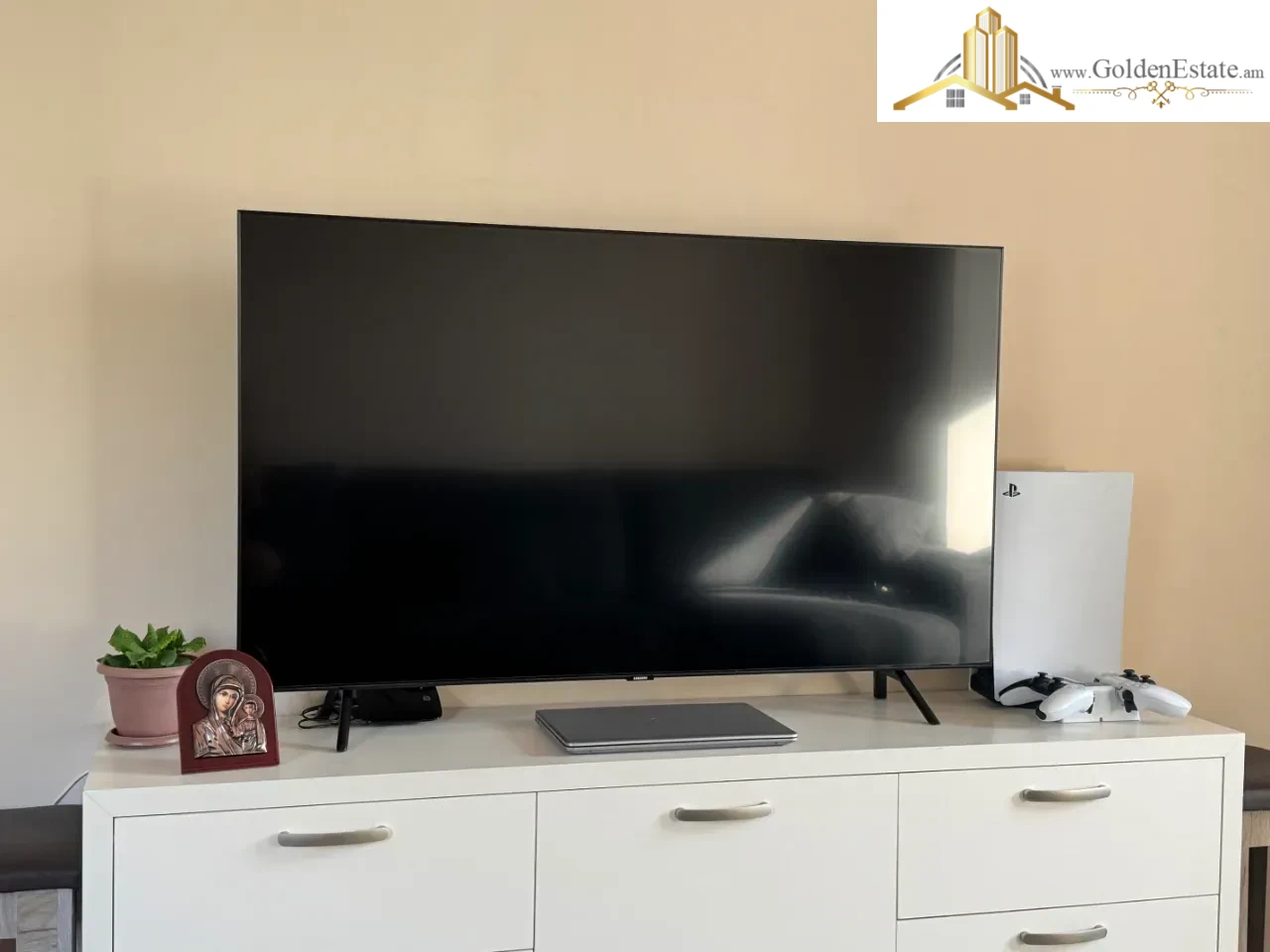 3 սենյականոց բնակարան Մոլդովական փողոցում Նոր Նորքում, 51 քմ