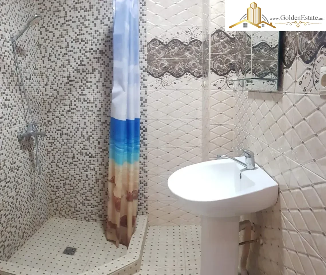 3 սենյականոց բնակարան նորակառույց շենքում Ալեքսեյ Հեքիմյան փողոցում Արաբկիրում, 65 քմ