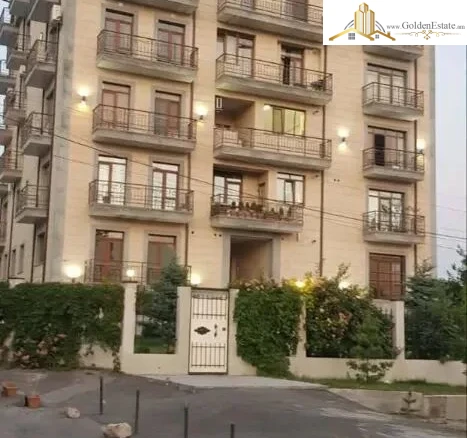 3 սենյականոց բնակարան նորակառույց շենքում Ալեքսեյ Հեքիմյան փողոցում Արաբկիրում, 65 քմ