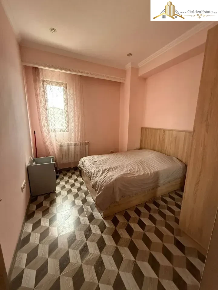 3 սենյականոց բնակարան նորակառույց շենքում Ալեքսեյ Հեքիմյան փողոցում Արաբկիրում, 65 քմ