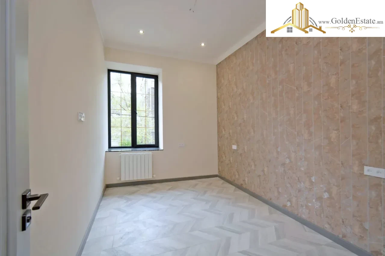 3 սենյականոց բնակարան Պարոնյան փողոցում կենտրոնում, 67 քմ, նախավերջին հարկ, բարձր առաստաղներ