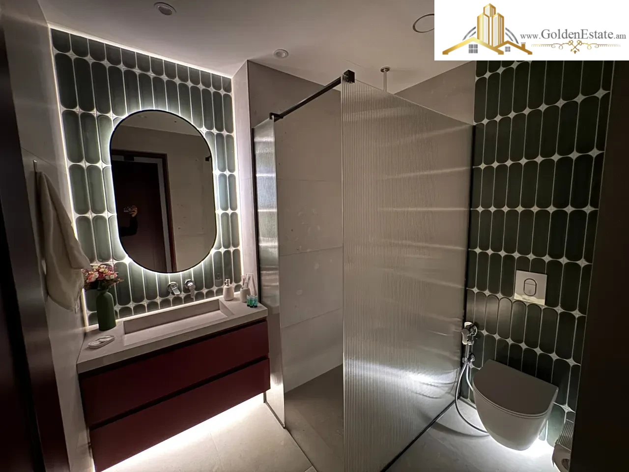 3 սենյականոց բնակարան նորակառույց շենքում Վերին Անտառային փողոցում կենտրոնում, 53 քմ, 2/8 հարկ