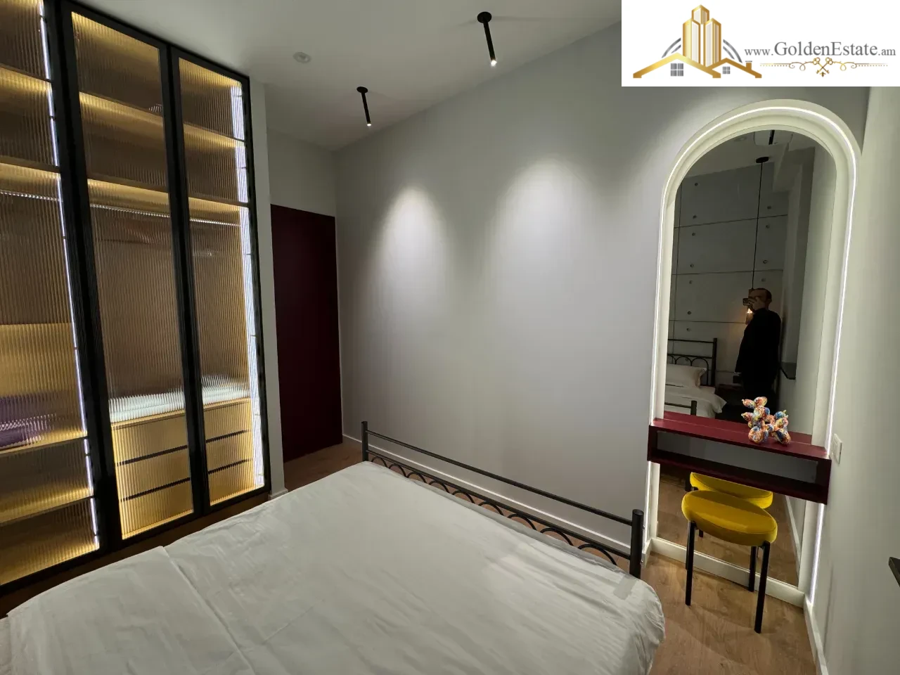 3 սենյականոց բնակարան նորակառույց շենքում Վերին Անտառային փողոցում կենտրոնում, 53 քմ, 2/8 հարկ