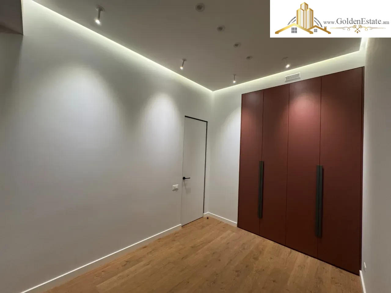 3 սենյականոց բնակարան նորակառույց շենքում Վերին Անտառային փողոցում կենտրոնում, 53 քմ, 2/8 հարկ