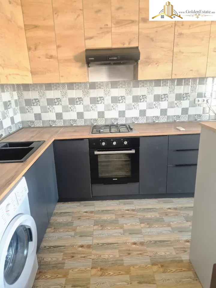 2 սենյականոց բնակարան նորակառույց շենքում Ղափանցյան փողոցում Արաբկիրում, 65 քմ, նախավերջին հարկ