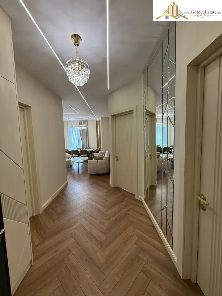 3 սենյականոց բնակարան նորակառույց շենքում Դավիթ Անհաղթի փողոցում Արաբկիրում, 71 քմ, 10/15 հարկ