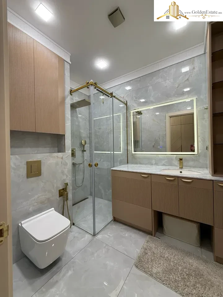 3 սենյականոց բնակարան նորակառույց շենքում Դավիթ Անհաղթի փողոցում Արաբկիրում, 71 քմ, 10/15 հարկ