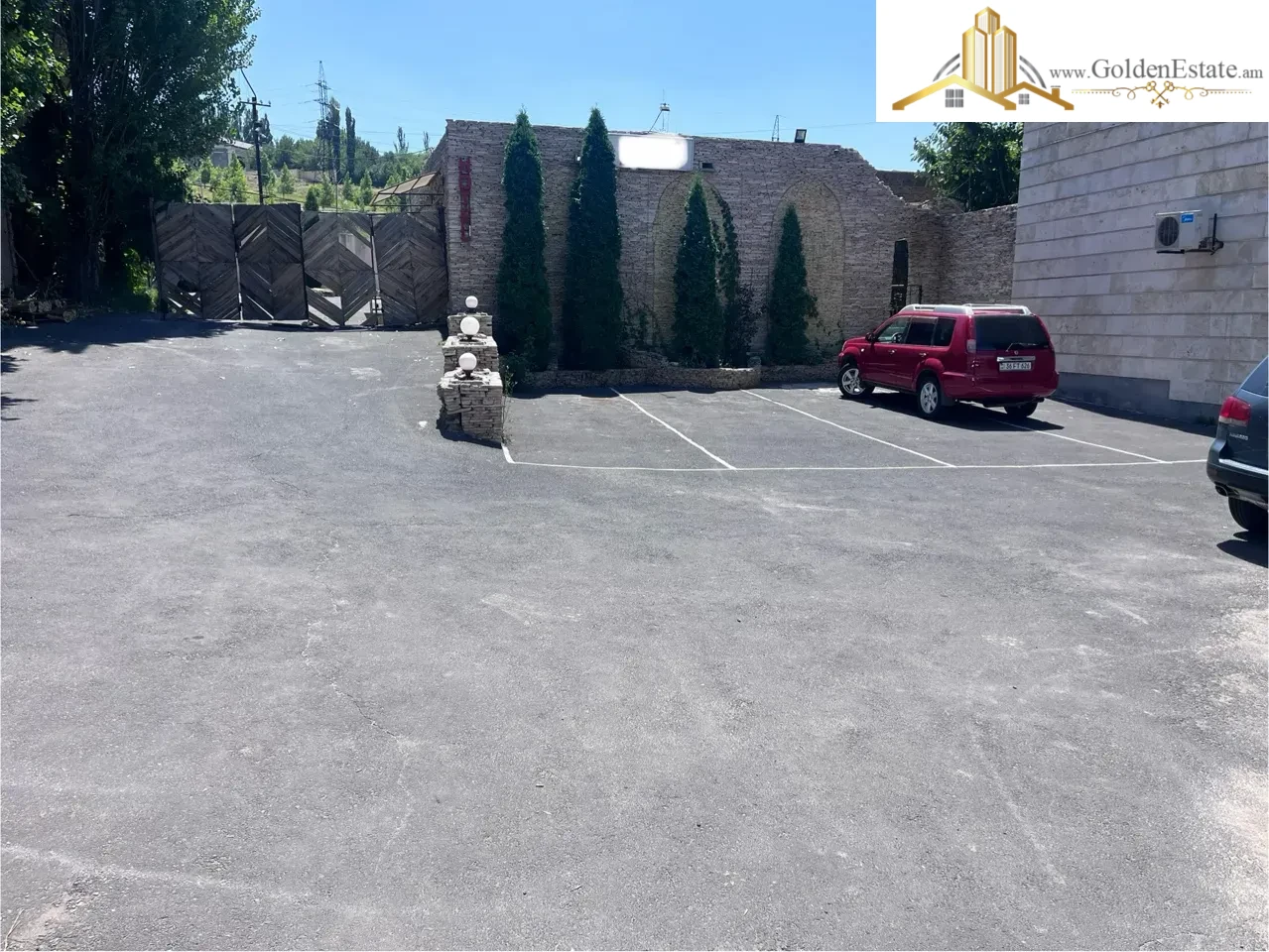 📣 Վաճառվում է Հյուրանոց, Yerevan-Abovyan shosse Վերին Պտղնիում, 1,600 քմ