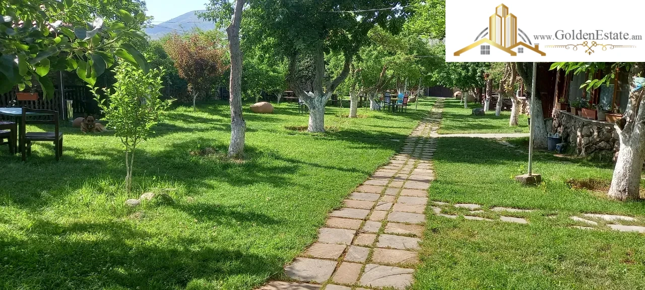 📣 Վաճառվում է Հյուրանոց Ազատամարտիկների փողոցում Գառնիում, 3,500 քմ