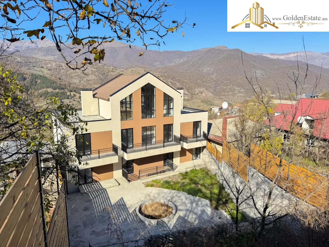 📣 Վաճառվում է Հյուրանոց Օրջոնիկիձեյի փողոցում Դիլիջանում, 750 քմ
