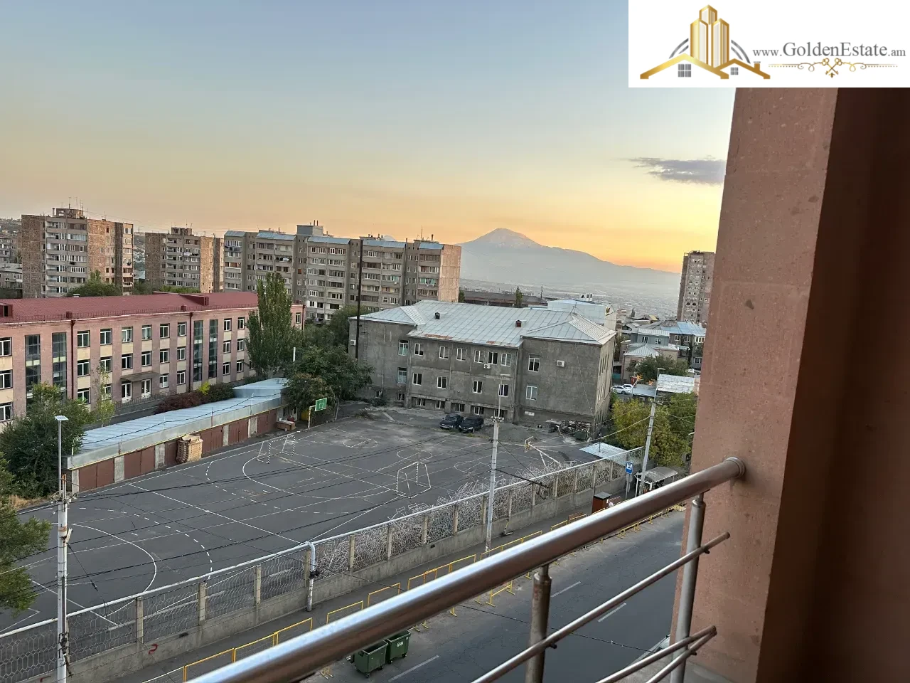 📣 Վարձով է տրվում 3 սենյականոց բնակարան նորակառույց շենքում Ռուբինյանց փողոցում Քանաքեռ-Զեյթունում, 100 քմ, 5/11 հարկ