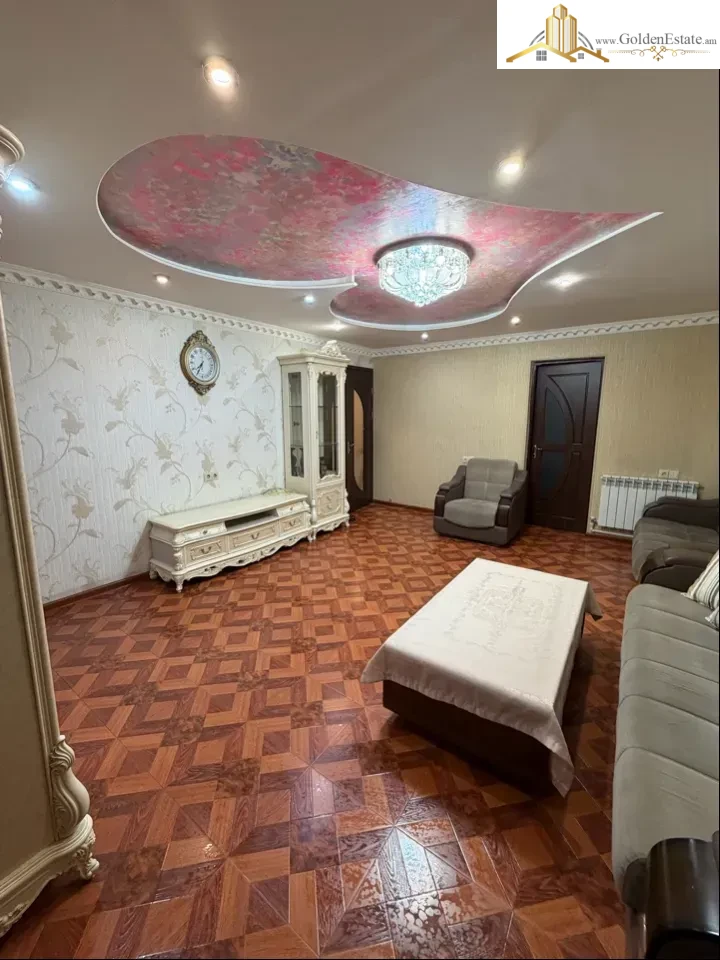 4 սենյականոց բնակարան Դրոյի փողոցում Քանաքեռ-Զեյթունում, 125 քմ, 2/5 հարկ, բարձր առաստաղներ