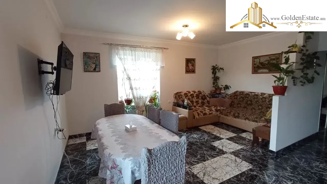 📣 Վաճառվում է 4 սենյականոց բնակարան Գրիգոր Արծրունու փողոցում Արաբկիրում, 78 քմ, 2 սանհանգույց, քարե շենք