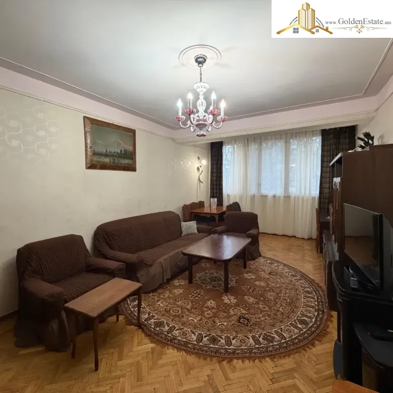 📣 یک آپارتمان ۳ خوابه در خیابان بابایان، در اربونی، ۷۵ مترمربع، طبقه ۱ از ۵، ساختمان سنگی برای فروش است